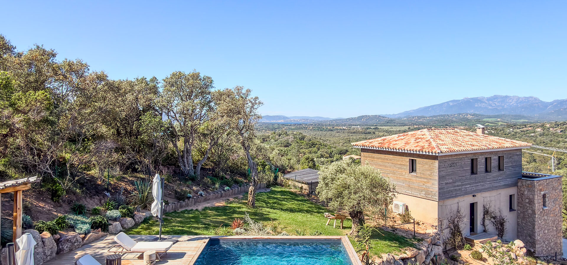 Chambre double vue - CASA DAMICHI-5