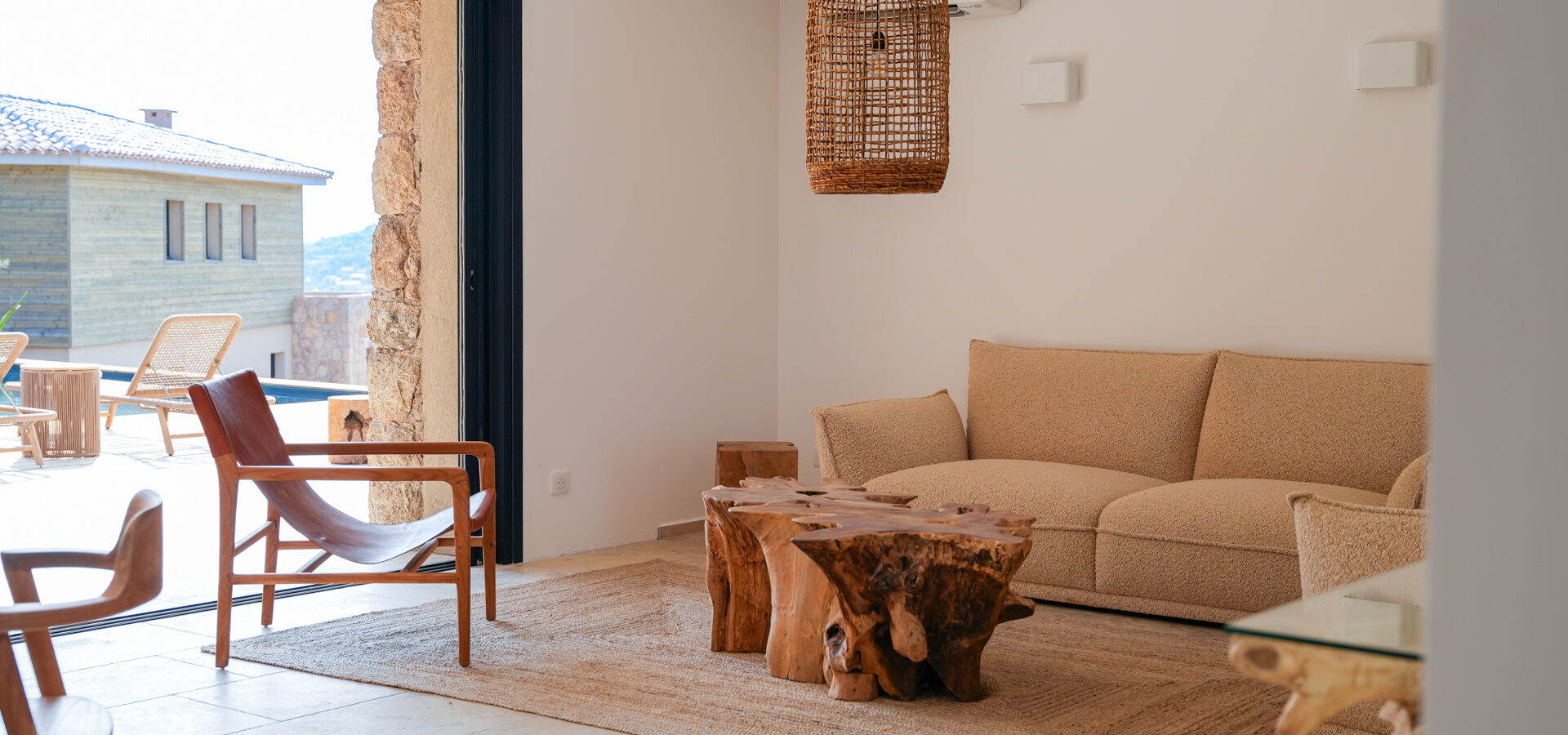 Salon et fauteuils - CASA DAMICHI